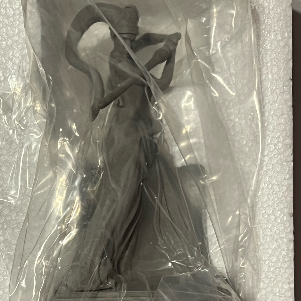 Star Wars Jedi Figurine - Picture 4 of 6